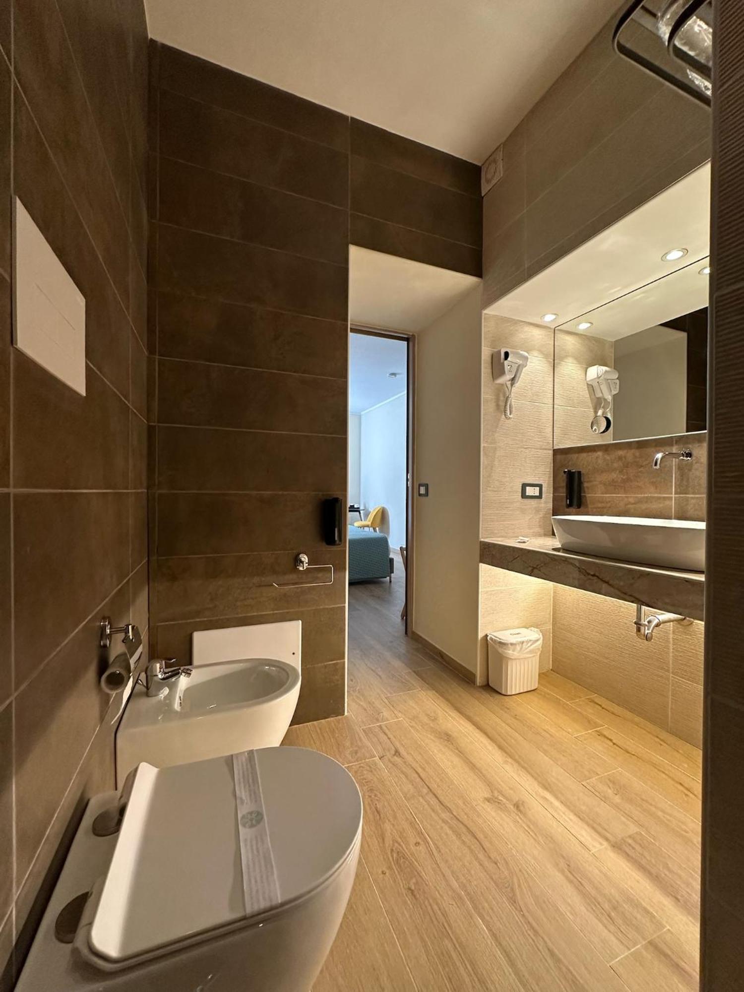 Camera Matrimoniale con Bagno Privato